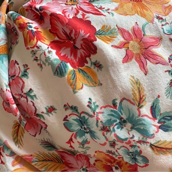 GAP Floral V-Neck Maxi Dress - Picture 5 of 8